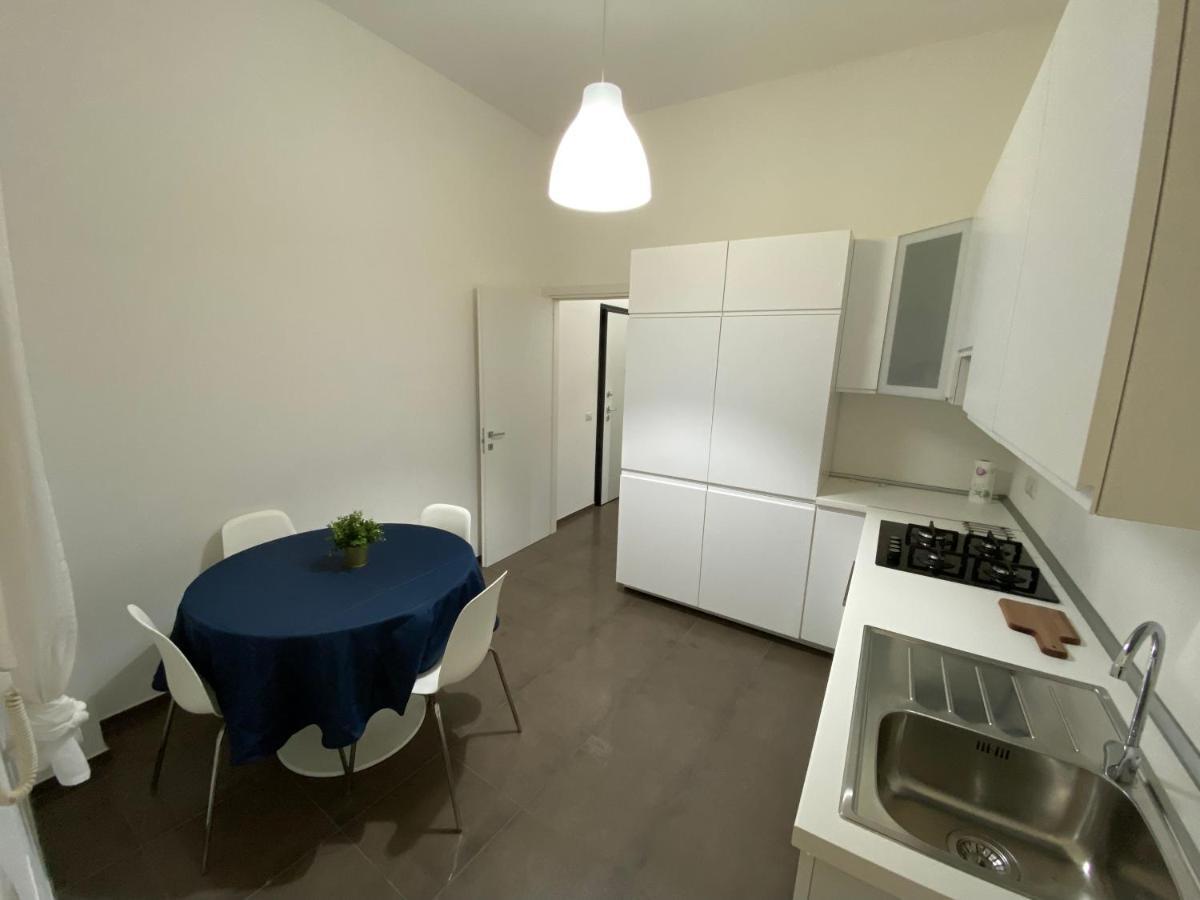 Premium Apartment City Center カリアリ エクステリア 写真