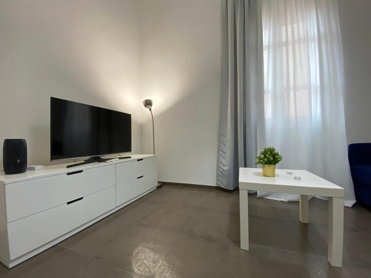 Premium Apartment City Center カリアリ エクステリア 写真